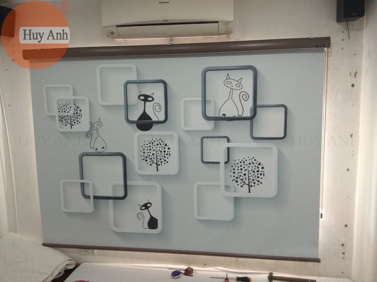 lắp đặt rèm cửa sổ in tranh
